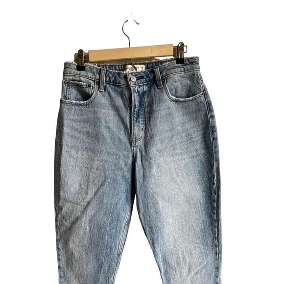 New! Abercrombie & Fitch Skinny High Rise Distressed Jeans Size 6R Light Wash - Picture 3 of 8
